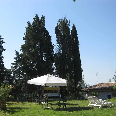 住宿加早餐酒店 Country House-b&b-appartamenti Ai Cipressi 乌尔比诺