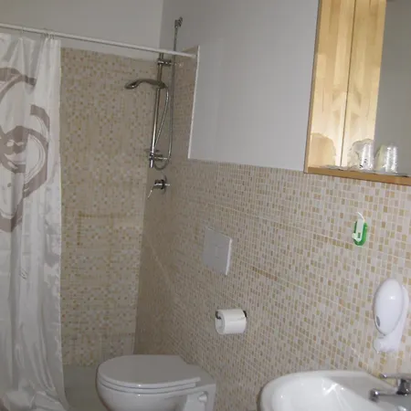 Country House-b&b-appartamenti Ai Cipressi Bed and breakfast