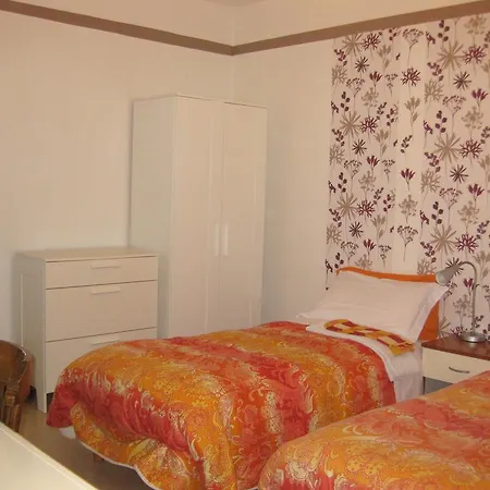 ベッド・アンド・ブレックファスト Country House-b&b-appartamenti Ai Cipressi