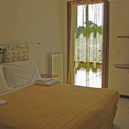 B&b-country House-appartamenti Ai Cipressi Bed & Breakfast *